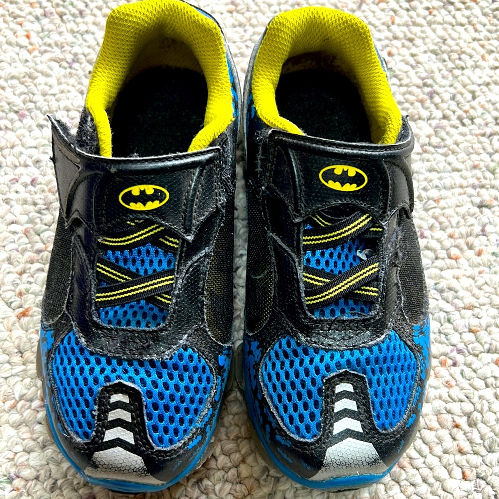 Batman kids sneaker size 11.5